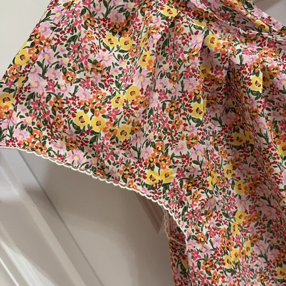 ✨Plus Size Lauren Conrad Floral Blouse✨ - Picture 3 of 6